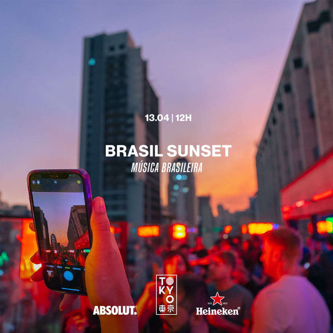 Brasil Sunset na Cobertura do Tokyo 東 京 Música Brasileira no Sábado à Tarde!